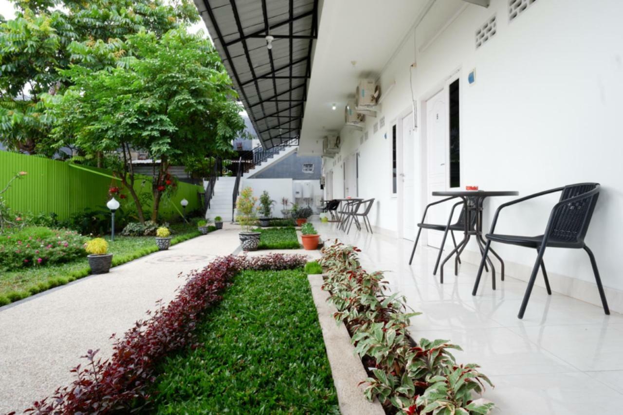 Reddoorz Near Mataram University Exterior foto